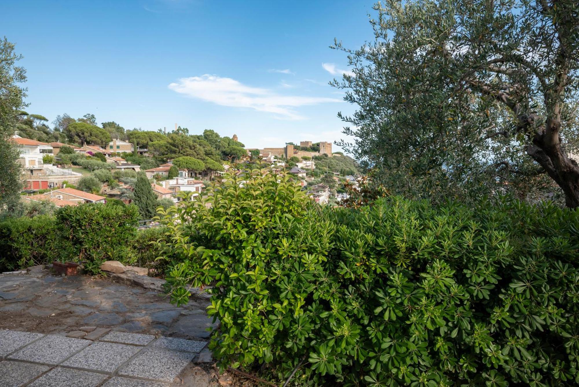 Villa Con Giardino Vista Mare Castiglione della Pescaia Bagian luar foto